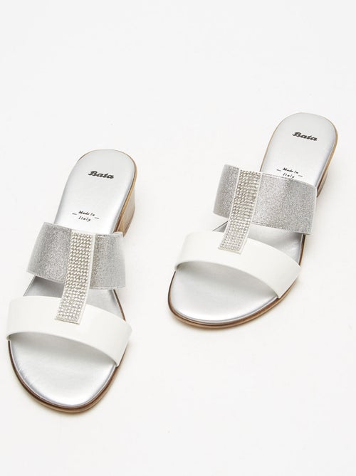 Sandales mules à talons midi et strass BATA - Kiabi Sandales mules à talons midi et strass BATA - Kiabi
