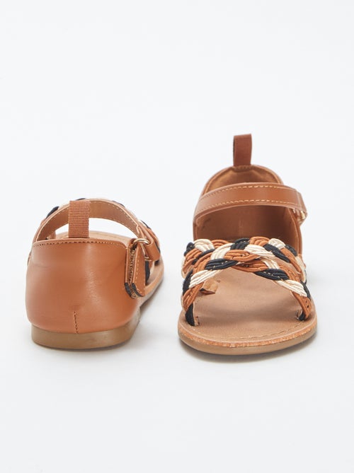 Sandales multi-brides tressées avec fermetures à scratchs - Kiabi