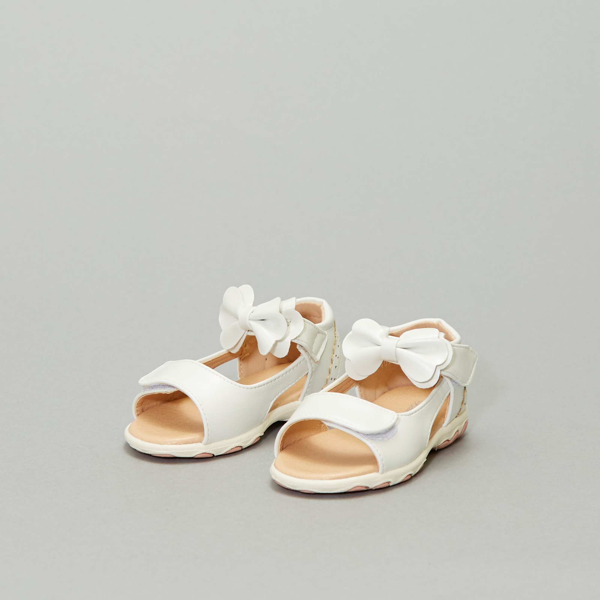 sandale blanche bebe
