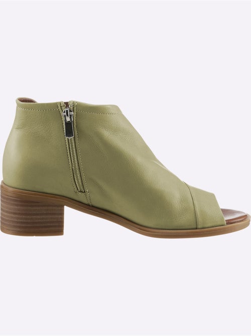 Sandales ouvertes avec glissière latérale et talon bottier - taille standard - helline - Kiabi Sandales ouvertes avec glissière latérale et talon bottier - taille standard - helline - Kiabi