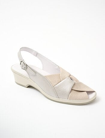 Sandales ouvertes cuir largeur confort
