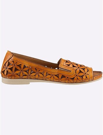 Sandales ouvertes en cuir avec empiècements ajourés et semelle confortable - Taille standard - Witt