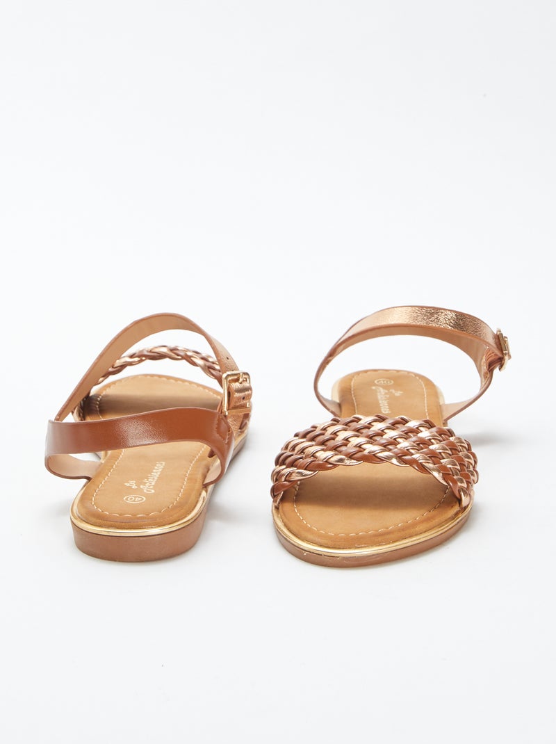 Sandales plates avec brides à boucle Marron - Kiabi