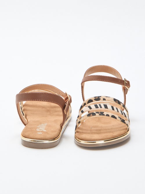 Sandales plates avec brides 'léopard' - Kiabi