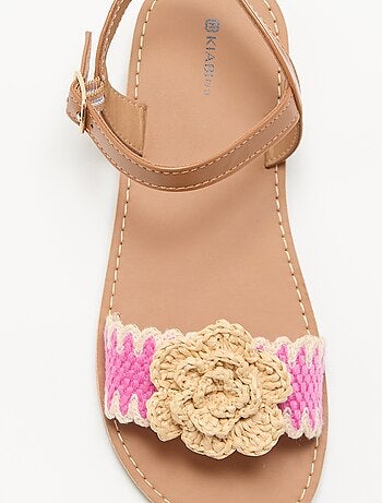 Sandales plates avec fleurs fantaisies