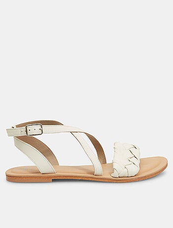 Sandales plates en cuir BATA