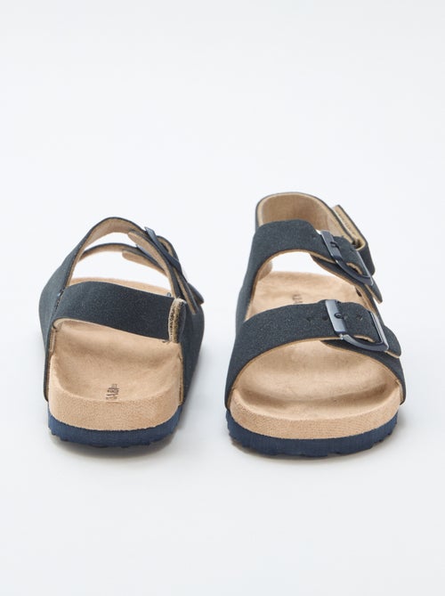 Sandales plates en suédine ajustables - Kiabi