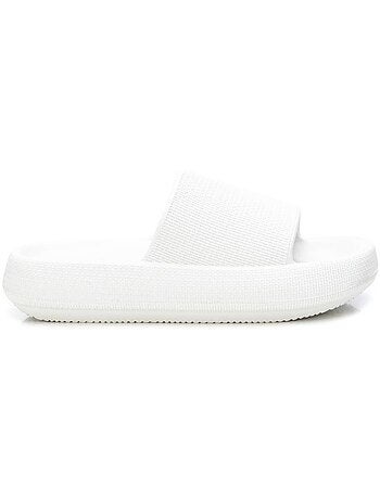 Sandales plates femme