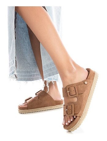 Sandales plates femme