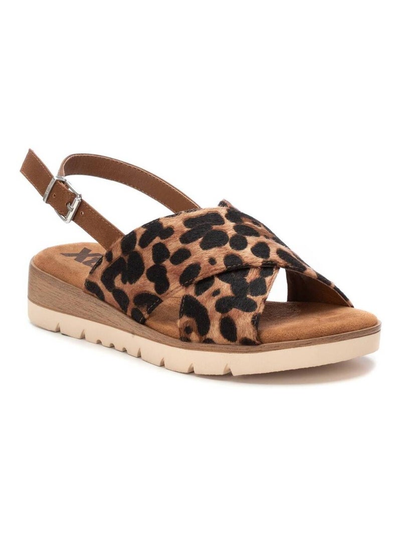 Sandales plates femme Camel - Kiabi