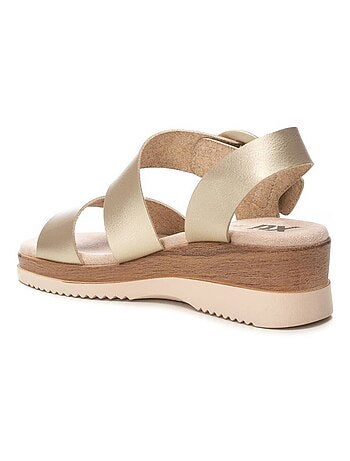 Sandales plates femme