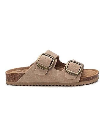 Sandales plates femme en cuir