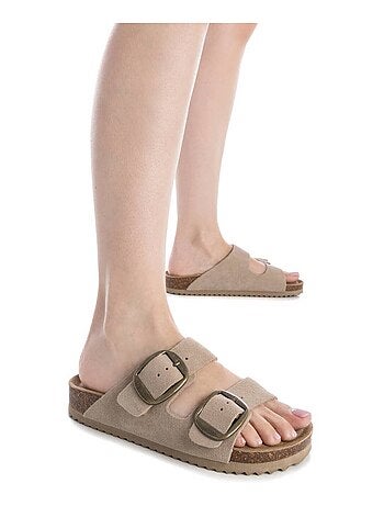 Sandales plates femme en cuir