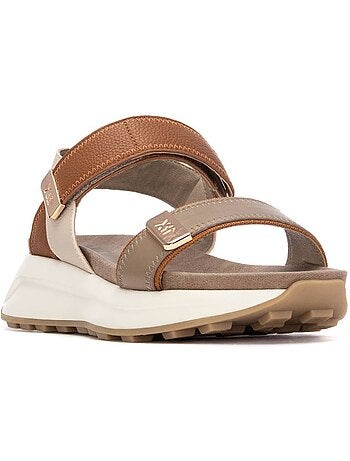 Sandales plates femme