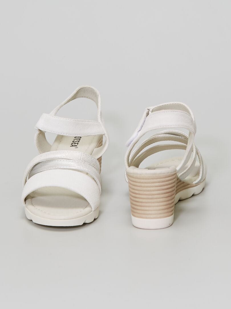 Sandales semelles compensées blanc - Kiabi