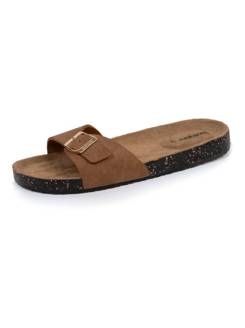 Sandales simple bride patch talon confort Isotoner - Kiabi Sandales simple bride patch talon confort Isotoner - Kiabi