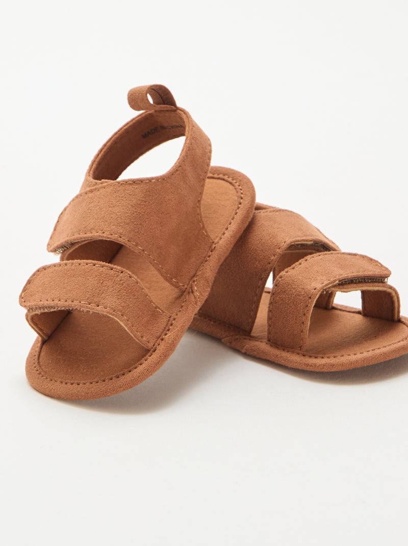 Sandales souples avec 2 brides Camel - Kiabi