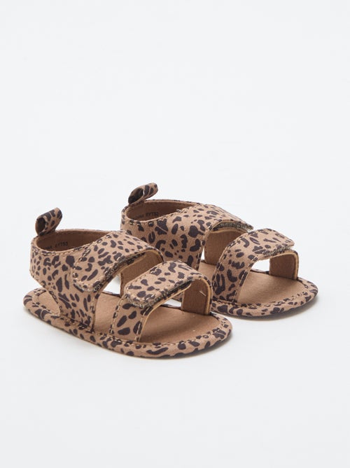 Sandales souples avec 2 brides - Kiabi
