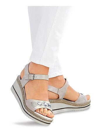 Sandales vegan largeur confort plateforme