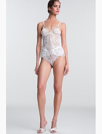 Scarlett fleuri en dentelle, teddy col v sans armatures penti