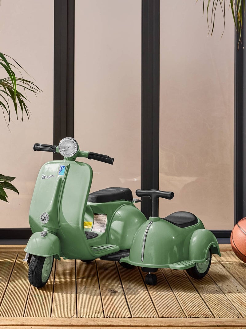 Scooter électrique enfant Vespa 1 place 6V avec porteur Vert - Kiabi
