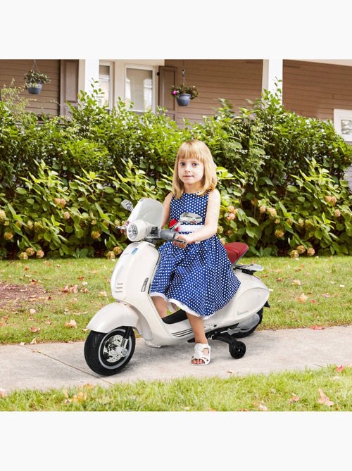 Scooter électrique enfant vespa - Kiabi