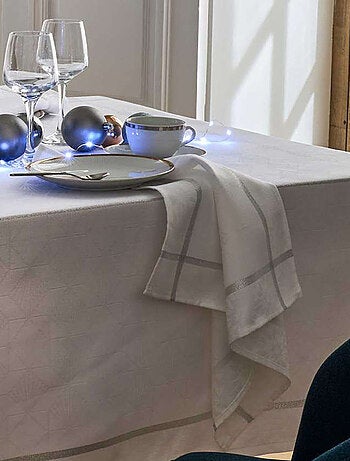 Serviette de Noël brodée