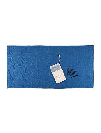 Serviette de plage avec ses piquets collection PLAYA