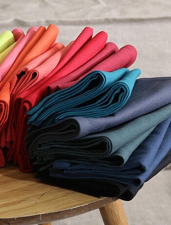 Serviette de table unie et colorée