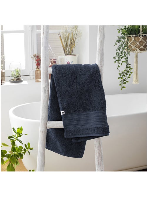 Serviette de toilette 50 x 90 cm GARANCE Bleu minuit - Kiabi Serviette de toilette 50 x 90 cm GARANCE Bleu minuit - Kiabi