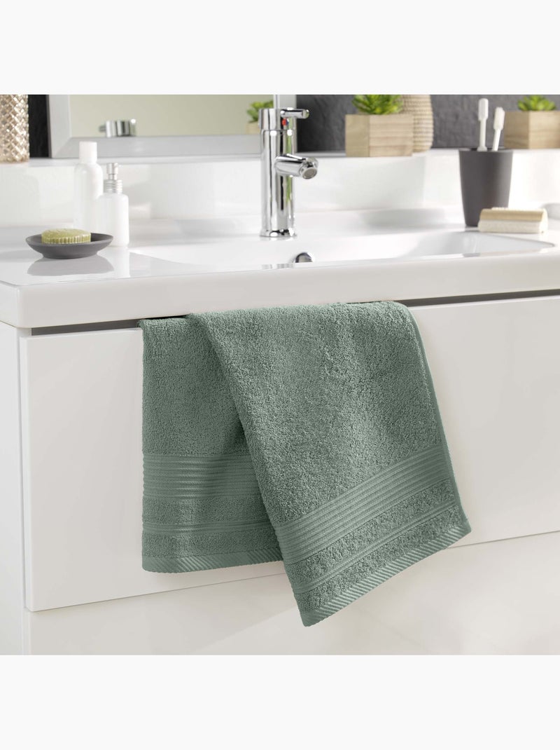 Serviette de toilette en coton tendresse Vert cèdre - Kiabi