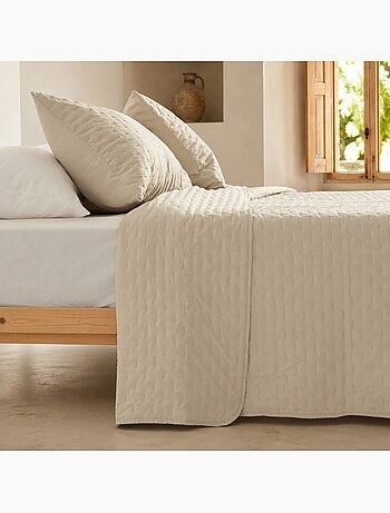 Set couvre-lit uni matelassé avec taie d’oreiller