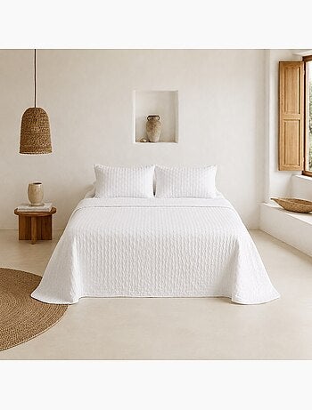 Set couvre-lit uni matelassé avec taie d’oreiller