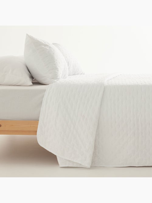 Set couvre-lit uni matelassé avec taie d’oreiller - Kiabi Set couvre-lit uni matelassé avec taie d’oreiller - Kiabi