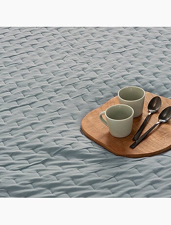 Set couvre-lit uni matelassé avec taie d’oreiller