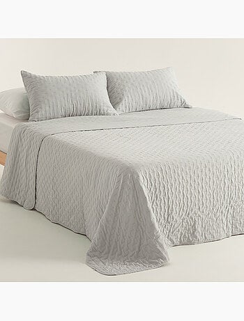 Set couvre-lit uni matelassé avec taie d’oreiller
