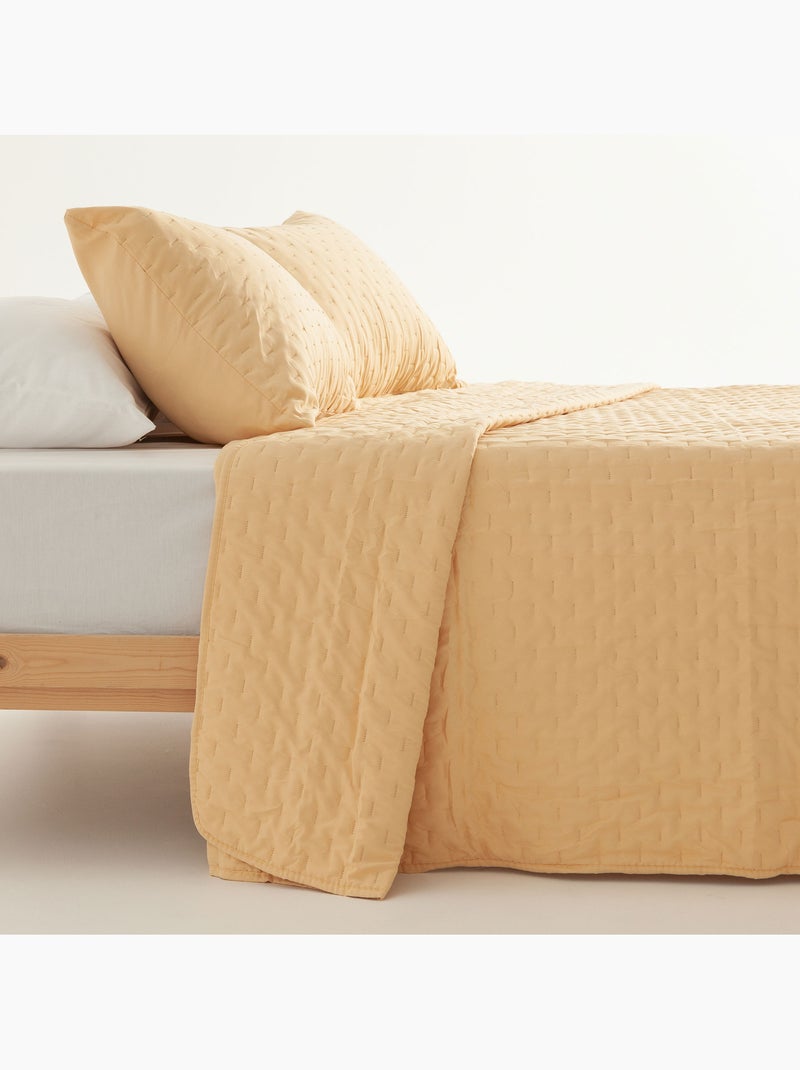 Set couvre-lit uni matelassé avec taie d’oreiller Jaune moutarde - Kiabi