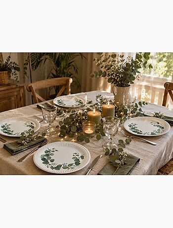 Set de 10 assiettes carton 18 cm branche d'eucalyptus