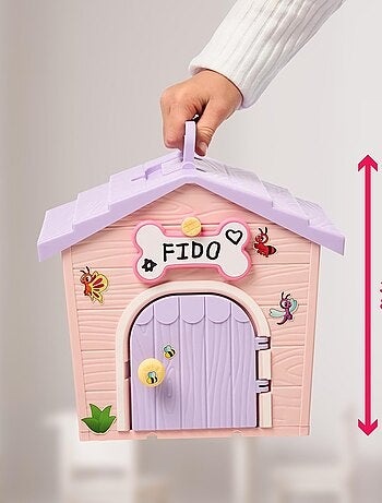 Set de jeu peluche et niche. Révélation surprise