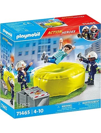 Set de : pompiers avec coussin de sauvetage + camion de pompiers avec échelle pivotante