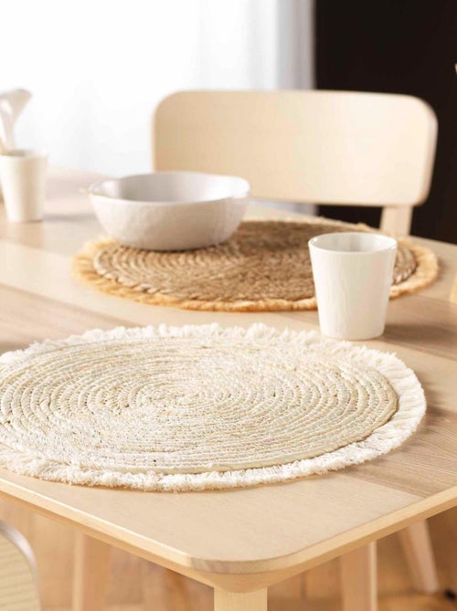 Set de table frangé en jonc - Kiabi Set de table frangé en jonc - Kiabi