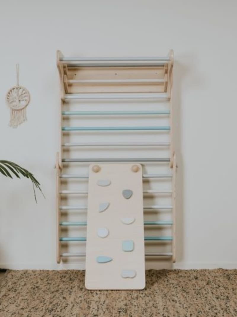 Set Triangle Pikler Mur et Rampe Bleu pastel - Kiabi