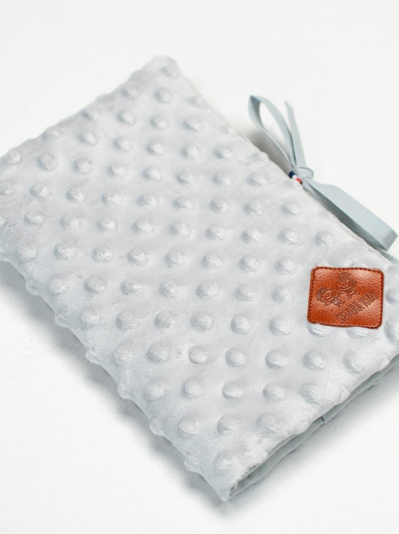 SEVIRA KIDS | Protège carnet de santé en Minky Gris - Kiabi