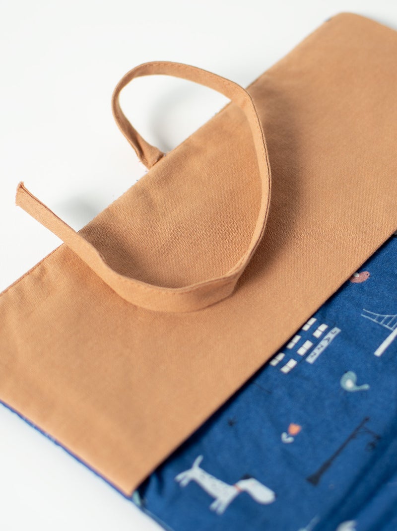 SEVIRA KIDS | Protège carnet de santé  New York Bleu - Kiabi