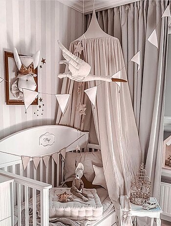 Sevira kids | trophée mural cigogne en lin beige – décoration chambre bébé enfant