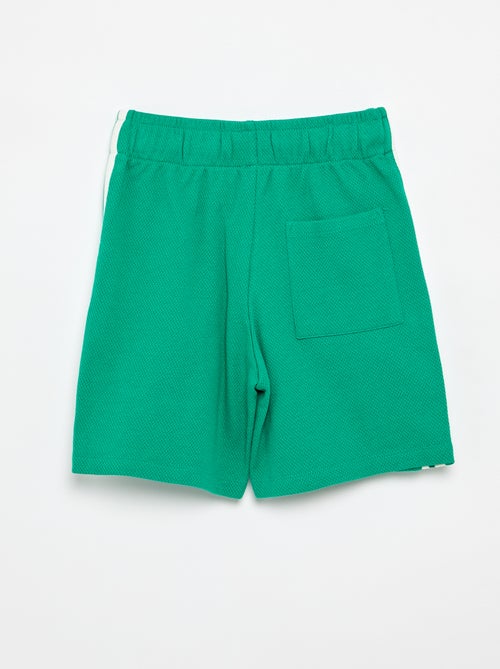 Short ample avec lignes contrastées sur les côtés - Kiabi