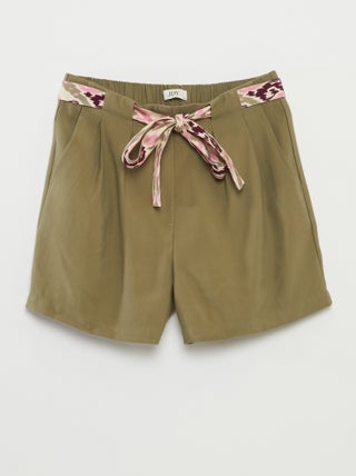 Short avec ceinture contrastée 'JDY'