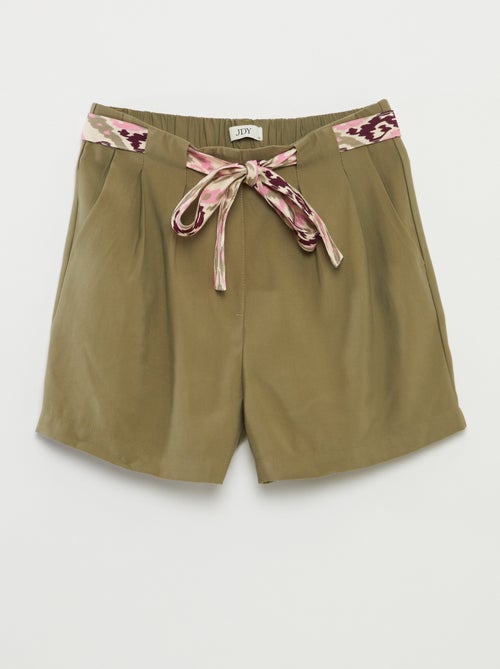 Short avec ceinture contrastée 'JDY' - Kiabi