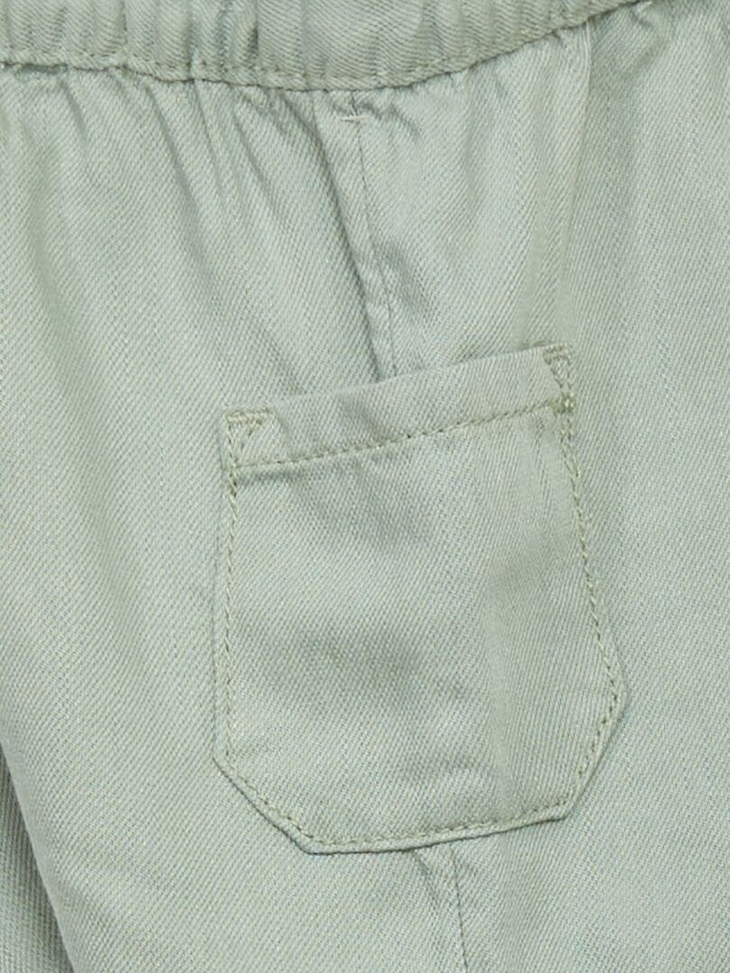 Short avec larges poches plaquées vert gris - Kiabi
