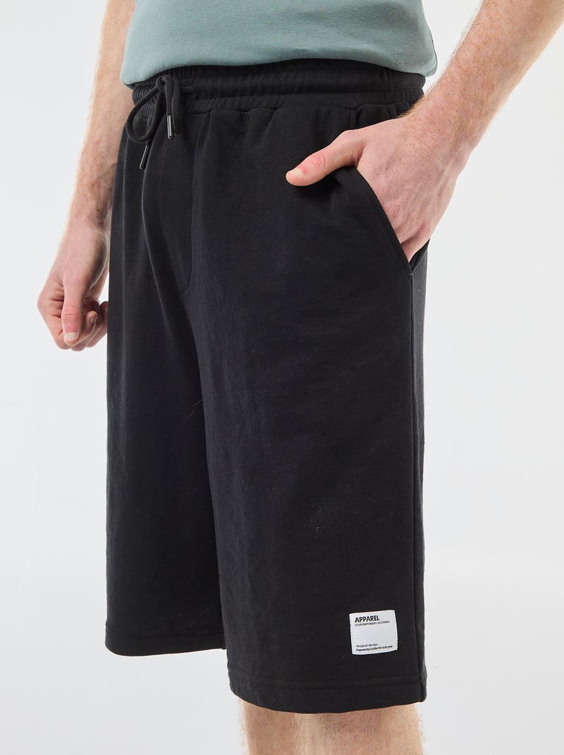 Short avec patch en coton uni Noir - Kiabi